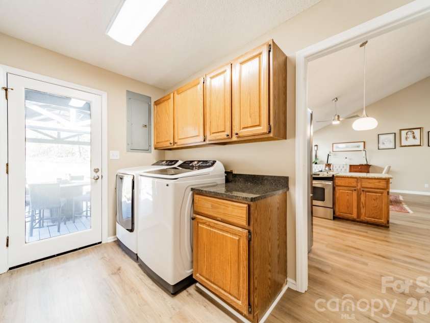 7416 Whitewash Trail, Sherrills Ford, NC 28673.  MLS# CAR4341947, YatesRealty ID 13075. 