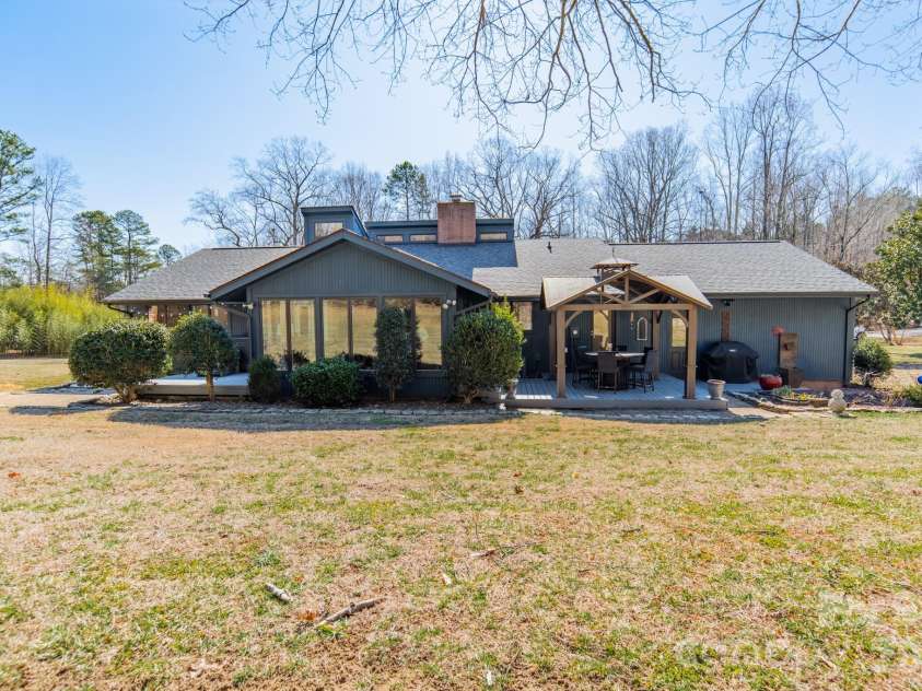 7416 Whitewash Trail, Sherrills Ford, NC 28673.  MLS# CAR4341947, YatesRealty ID 13075. 