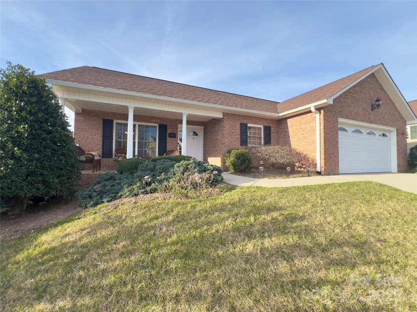 1292 Wexford Village, Lenoir, NC 28645.  MLS# CAR4237186, YatesRealty ID 13076. 