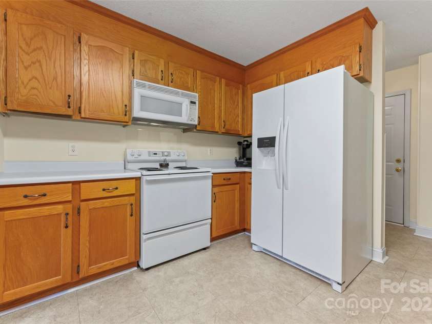 1278 Gracebrook Drive, Salisbury, NC 28147.  MLS# CAR4234224, YatesRealty ID 13077. 