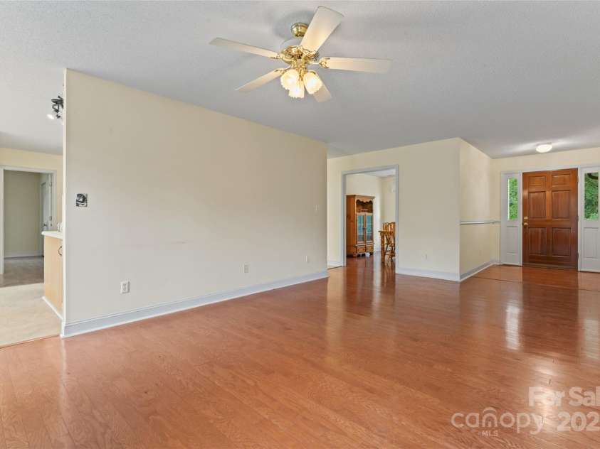 1278 Gracebrook Drive, Salisbury, NC 28147.  MLS# CAR4234224, YatesRealty ID 13077. Living room offers versatile furniture arrangement options