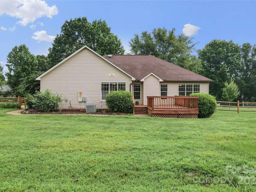 1278 Gracebrook Drive, Salisbury, NC 28147.  MLS# CAR4234224, YatesRealty ID 13077. The blueberry bush is plentiful!