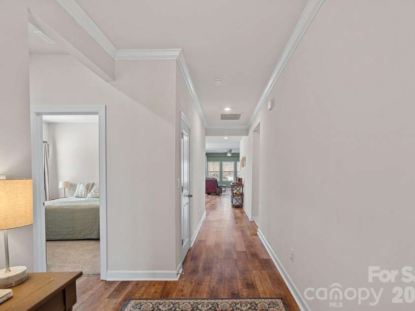 3941 Isenhour Road, Kannapolis, NC 28081.  MLS# CAR4356574, YatesRealty ID 13078. Entry way