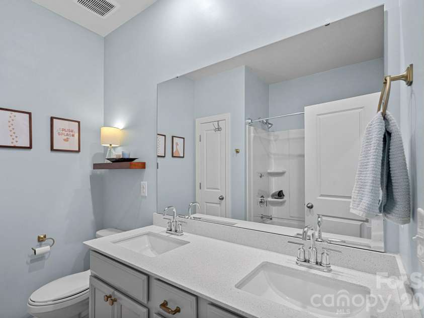 3941 Isenhour Road, Kannapolis, NC 28081.  MLS# CAR4356574, YatesRealty ID 13078. Second bath