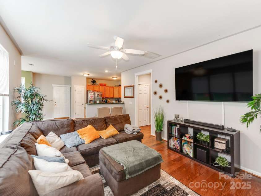 11719 Withers Mill Drive, Charlotte, NC 28278.  MLS# CAR4249400, YatesRealty ID 13079. 
