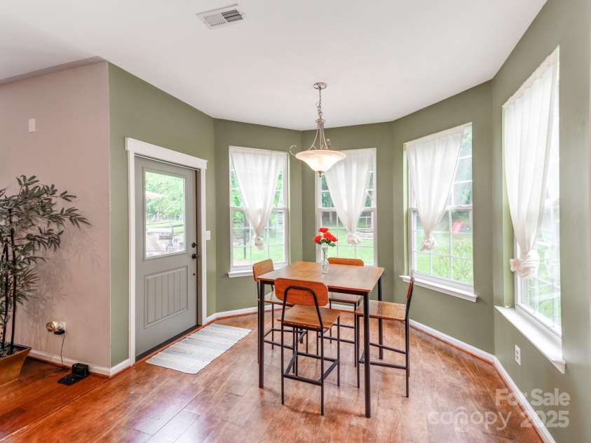 11719 Withers Mill Drive, Charlotte, NC 28278.  MLS# CAR4249400, YatesRealty ID 13079. 