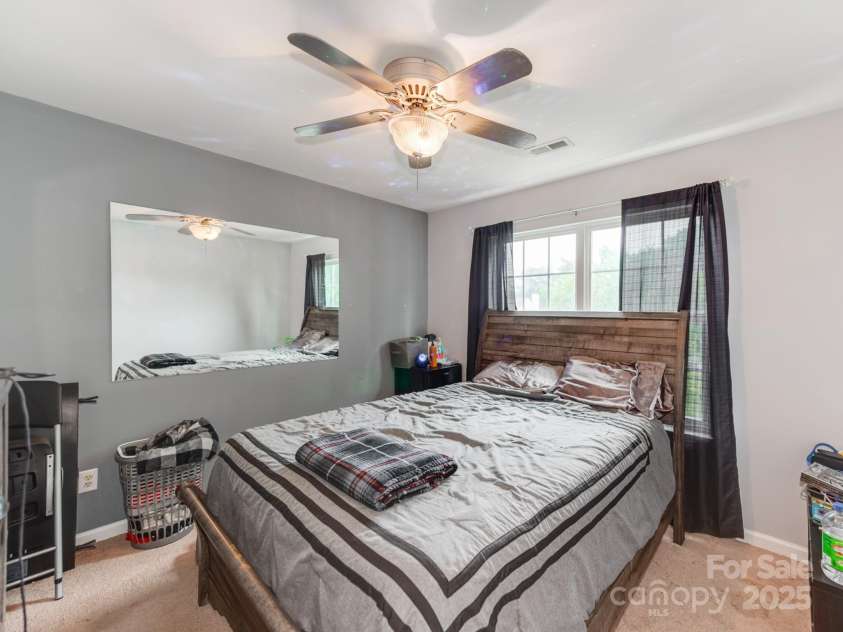 11719 Withers Mill Drive, Charlotte, NC 28278.  MLS# CAR4249400, YatesRealty ID 13079. 
