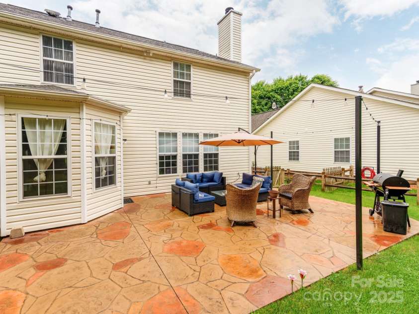 11719 Withers Mill Drive, Charlotte, NC 28278.  MLS# CAR4249400, YatesRealty ID 13079. 