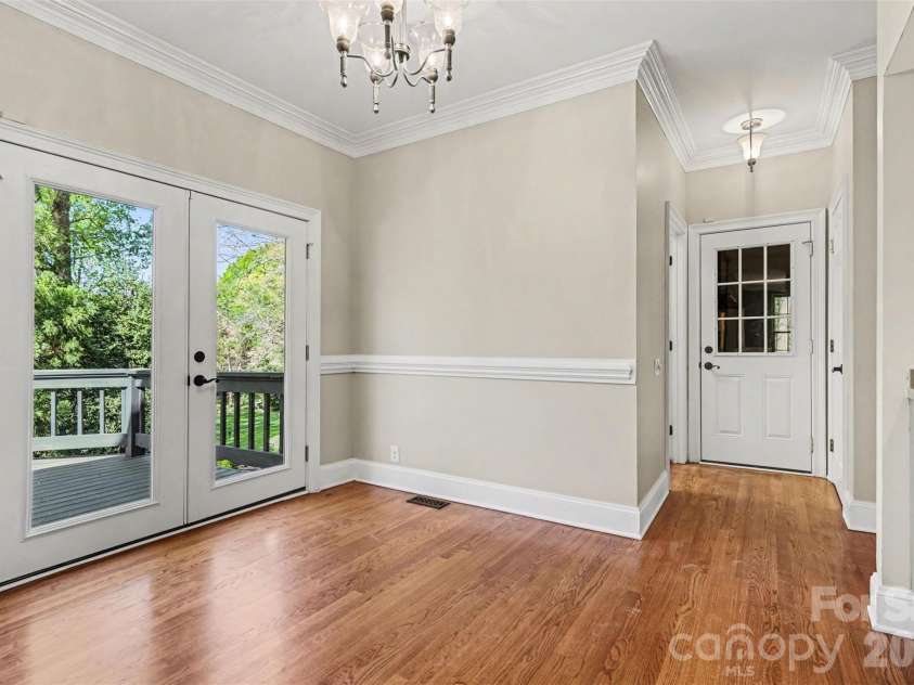 1941 Kilmonack Lane, Charlotte, NC 28270.  MLS# CAR4363894, YatesRealty ID 13079. Breakfast nook with deck walkout