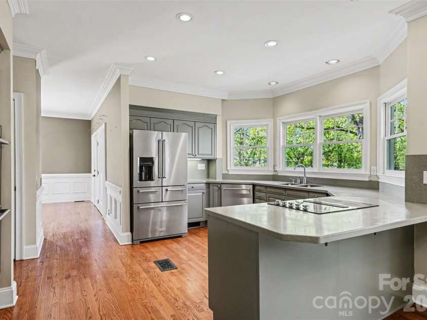 1941 Kilmonack Lane, Charlotte, NC 28270.  MLS# CAR4363894, YatesRealty ID 13079. Kitchen