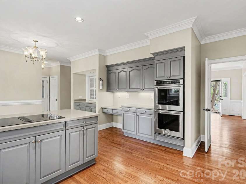 1941 Kilmonack Lane, Charlotte, NC 28270.  MLS# CAR4363894, YatesRealty ID 13079. Kitchen into breakfast nook