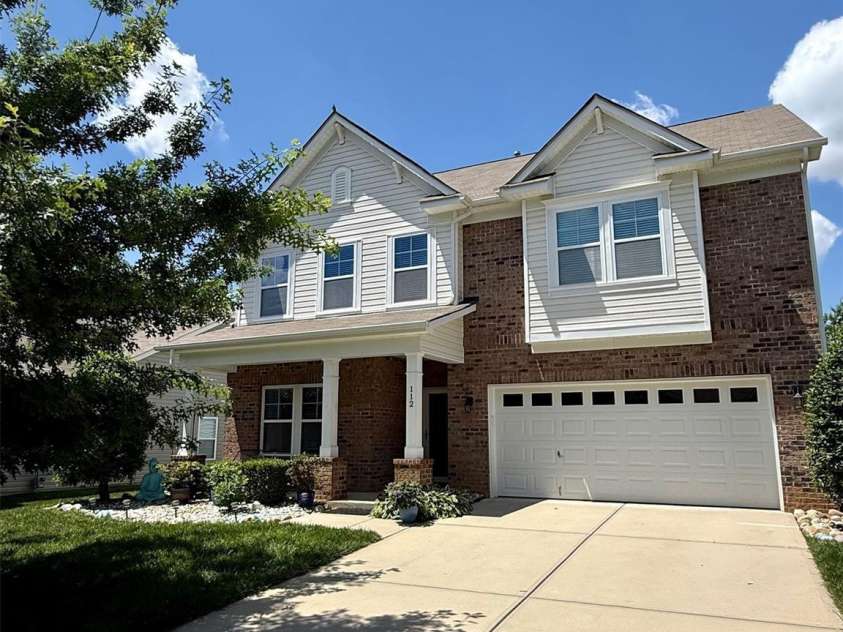 112 Paradise Hills Circle, Mooresville, NC 28115.  MLS# CAR4255346, YatesRealty ID 13081. 