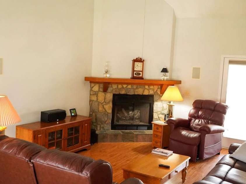 7972 Summit Ridge Drive, Catawba, NC 28609.  MLS# CAR4326299, YatesRealty ID 13082. 