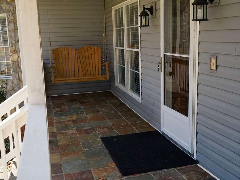 7972 Summit Ridge Drive, Catawba, NC 28609.  MLS# CAR4326299, YatesRealty ID 13082. 