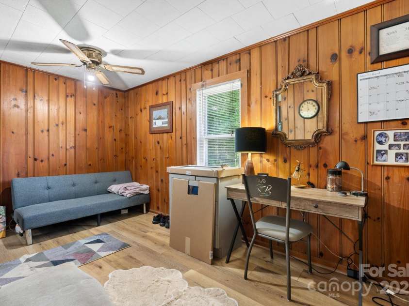 715 Broadway Street, Lenoir, NC 28645.  MLS# CAR4257459, YatesRealty ID 13084. 