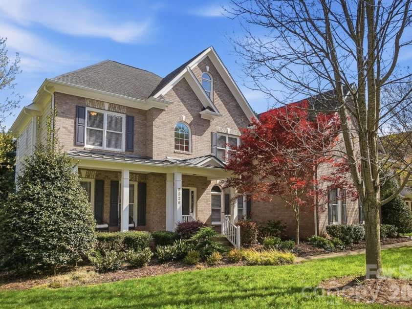 6326 Riverside Oaks Drive, Huntersville, NC 28078.  MLS# CAR4360151, YatesRealty ID 13085. 