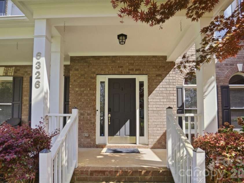 6326 Riverside Oaks Drive, Huntersville, NC 28078.  MLS# CAR4360151, YatesRealty ID 13085. 