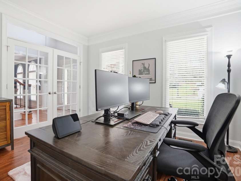 6326 Riverside Oaks Drive, Huntersville, NC 28078.  MLS# CAR4360151, YatesRealty ID 13085. 