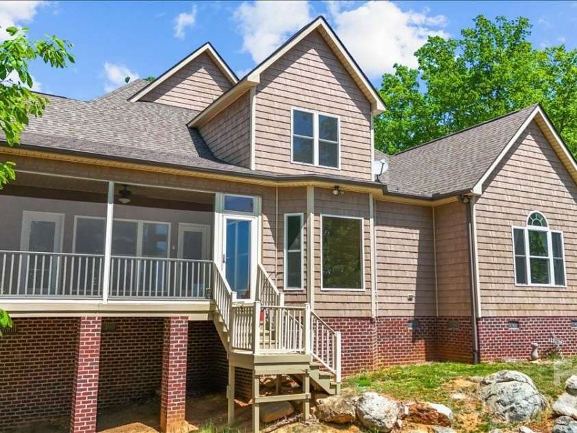 848 Sierra Trace Road, Denton, NC 27239.  MLS# CAR4345137, YatesRealty ID 13086. 
