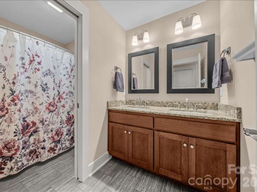 848 Sierra Trace Road, Denton, NC 27239.  MLS# CAR4345137, YatesRealty ID 13086. 