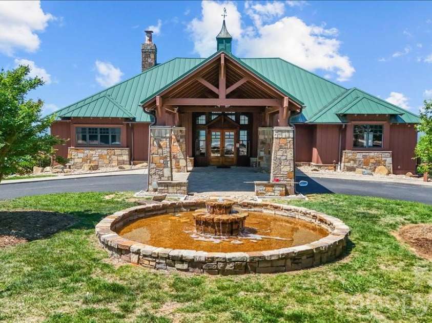 848 Sierra Trace Road, Denton, NC 27239.  MLS# CAR4345137, YatesRealty ID 13086. 