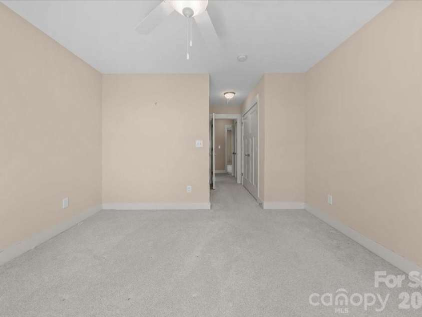 848 Sierra Trace Road, Denton, NC 27239.  MLS# CAR4345137, YatesRealty ID 13086. Spacious 3rd bedroom