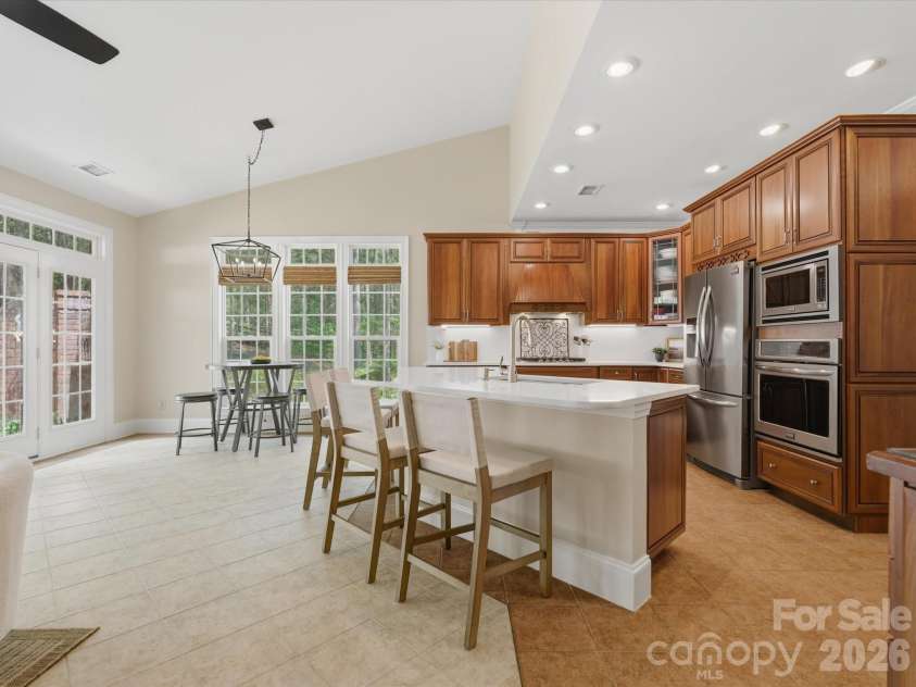 809 Savile Lane, Fort Mill, SC 29715.  MLS# CAR4362587, YatesRealty ID 13088. 
