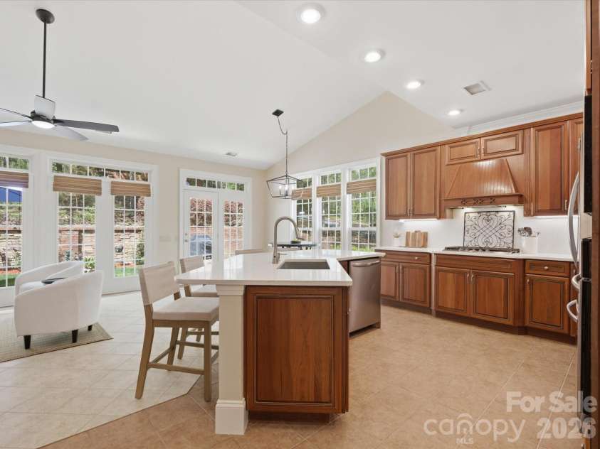 809 Savile Lane, Fort Mill, SC 29715.  MLS# CAR4362587, YatesRealty ID 13088. 