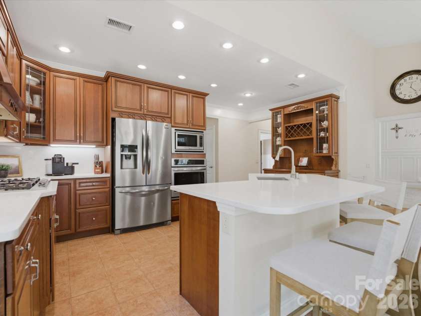 809 Savile Lane, Fort Mill, SC 29715.  MLS# CAR4362587, YatesRealty ID 13088. 