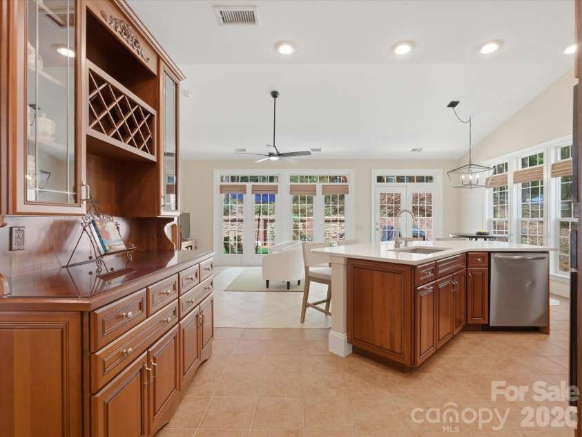 809 Savile Lane, Fort Mill, SC 29715.  MLS# CAR4362587, YatesRealty ID 13088. 