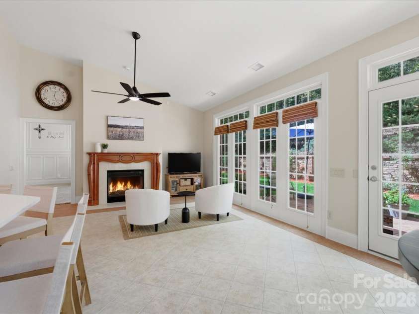 809 Savile Lane, Fort Mill, SC 29715.  MLS# CAR4362587, YatesRealty ID 13088. 