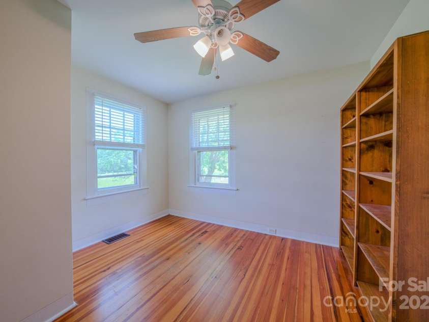 51 Old Nc 20 Highway, Asheville, NC 28806.  MLS# CAR4259014, YatesRealty ID 13089. Back bedroom
