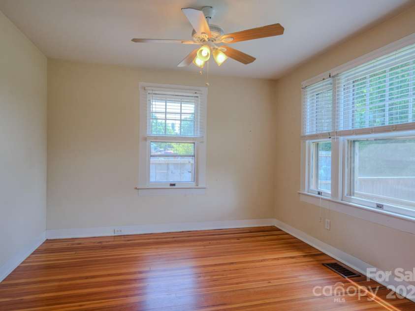 51 Old Nc 20 Highway, Asheville, NC 28806.  MLS# CAR4259014, YatesRealty ID 13089. Front bedroom