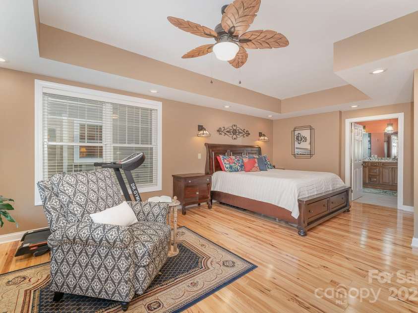 1133 Junior Dairy Road, Ennice, NC 28623.  MLS# CAR4189212, YatesRealty ID 1309. 1st floor Primary Bedroom