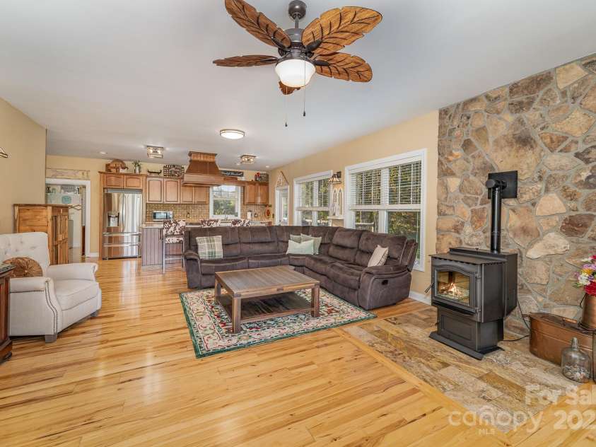 1133 Junior Dairy Road, Ennice, NC 28623.  MLS# CAR4189212, YatesRealty ID 1309. Great room