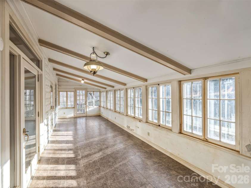 385 Chunns Cove Road, Asheville, NC 28805.  MLS# CAR4339824, YatesRealty ID 1309. 