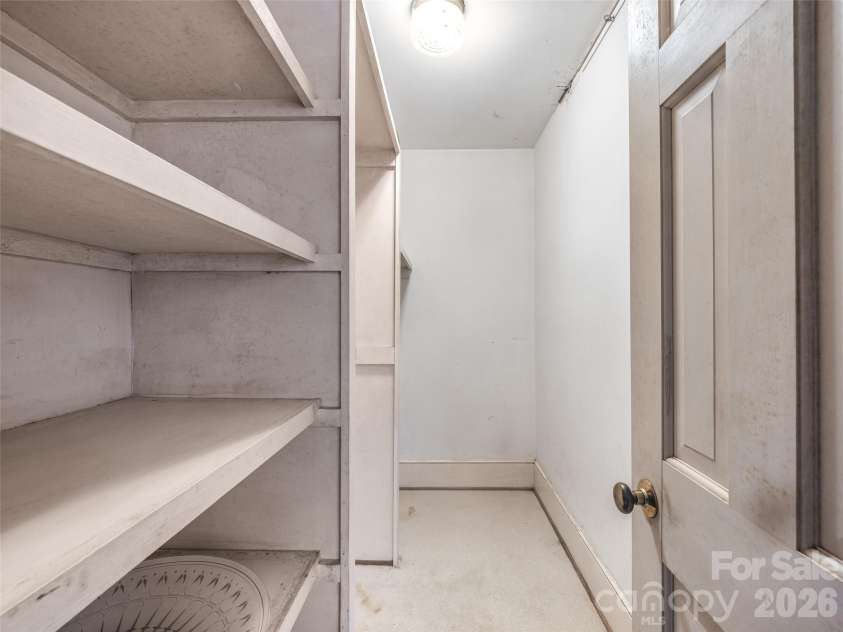 385 Chunns Cove Road, Asheville, NC 28805.  MLS# CAR4339824, YatesRealty ID 1309. 