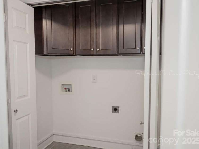 728 Morningside Drive, Mount Holly, NC 28120.  MLS# CAR4259449, YatesRealty ID 13090. 