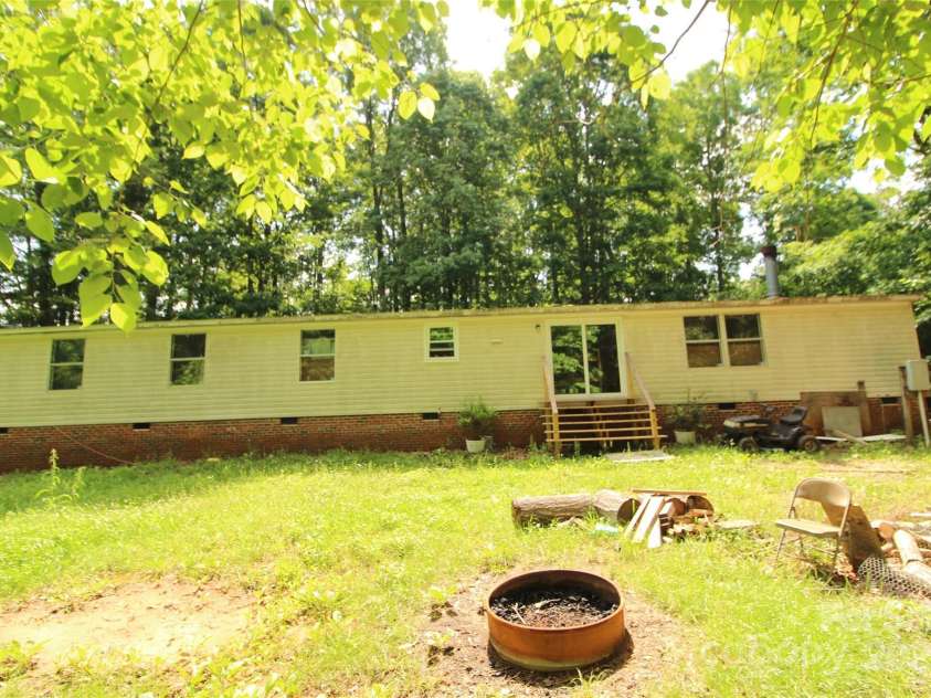 1320 Smith Woods Drive, Hickory Grove, SC 29717.  MLS# CAR4258591, YatesRealty ID 13091. 