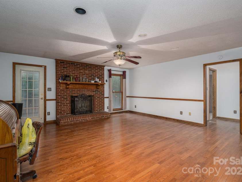 480 Ingleside Farm Road, Iron Station, NC 28080.  MLS# CAR4252019, YatesRealty ID 13093. Living Room