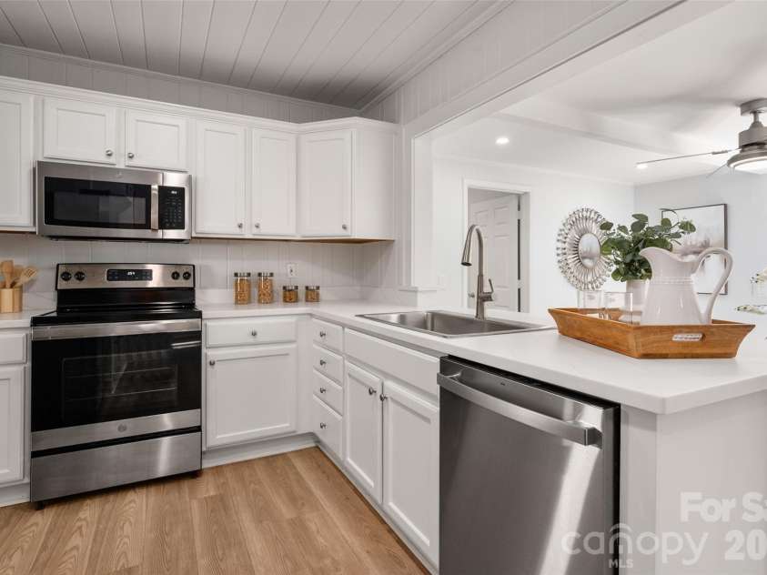 782 Ideal Drive, Concord, NC 28025.  MLS# CAR4370544, YatesRealty ID 13093. 