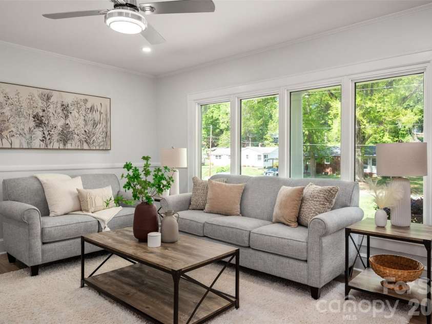 782 Ideal Drive, Concord, NC 28025.  MLS# CAR4370544, YatesRealty ID 13093. This home has tons of natural sunlight!