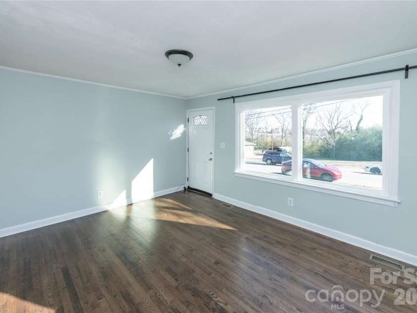 2271 Knowles Street, Kannapolis, NC 28083.  MLS# CAR4339778, YatesRealty ID 13094. 