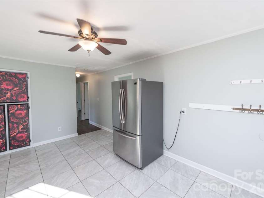 2271 Knowles Street, Kannapolis, NC 28083.  MLS# CAR4339778, YatesRealty ID 13094. 