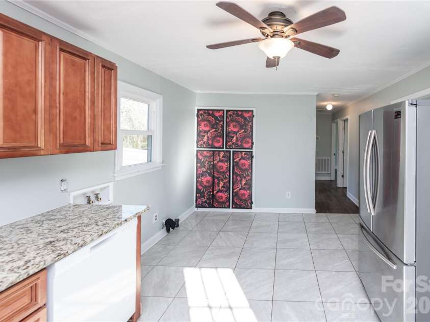 2271 Knowles Street, Kannapolis, NC 28083.  MLS# CAR4339778, YatesRealty ID 13094. 