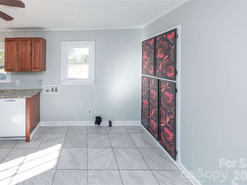 2271 Knowles Street, Kannapolis, NC 28083.  MLS# CAR4339778, YatesRealty ID 13094. Dining Area