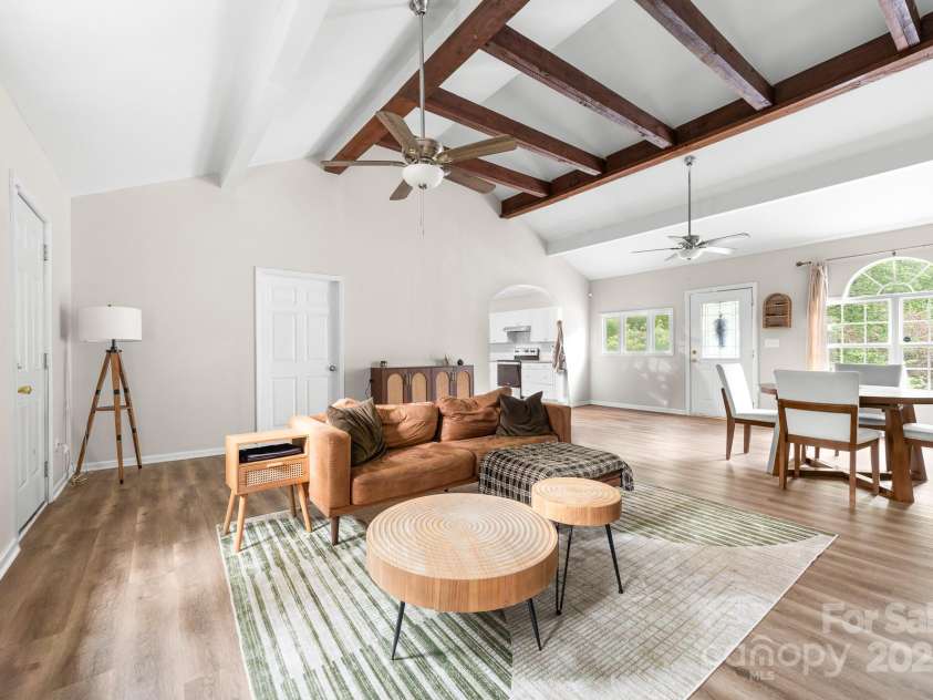 3716 Hamilton Drive, Gastonia, NC 28052.  MLS# CAR4258249, YatesRealty ID 13094. 