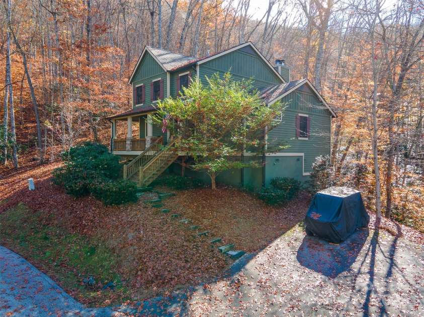 196 Juneberry Lane, Tuckasegee, NC 28783.  MLS# CAR4256468, YatesRealty ID 13095. 