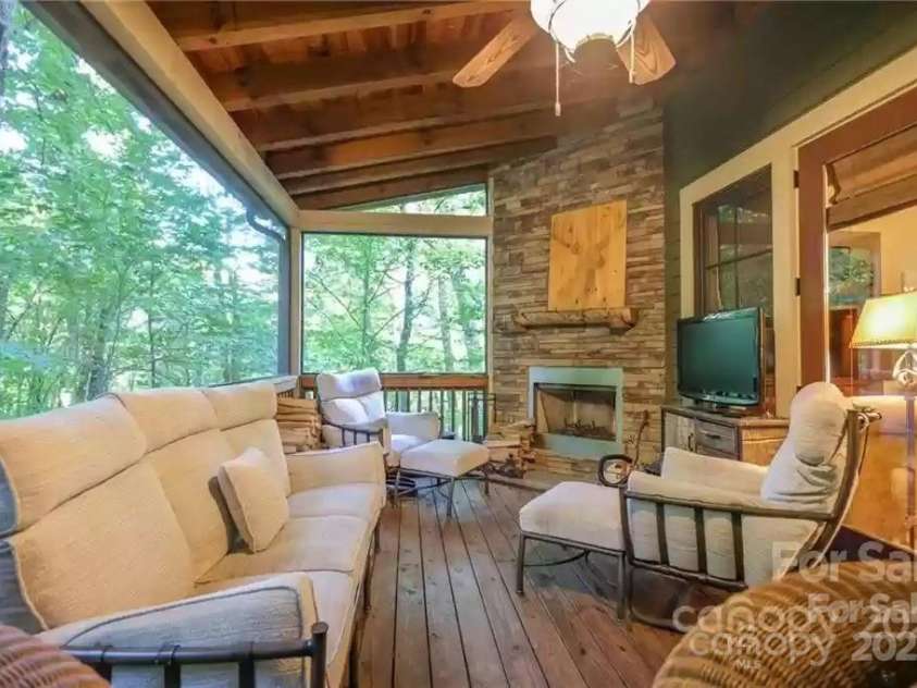 196 Juneberry Lane, Tuckasegee, NC 28783.  MLS# CAR4256468, YatesRealty ID 13095. 