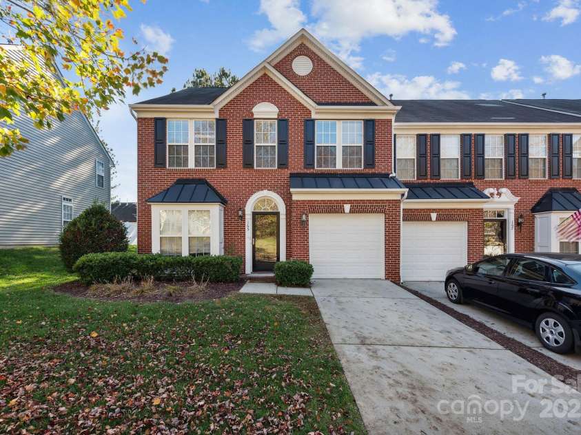 165 Arcadian Way, Mooresville, NC 28117.  MLS# CAR4258358, YatesRealty ID 13096. 
